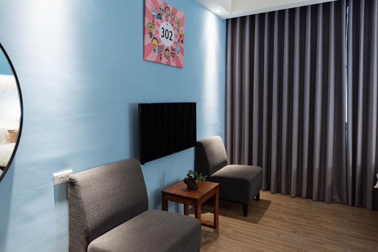 Tianli Hotel Тайнань Экстерьер фото